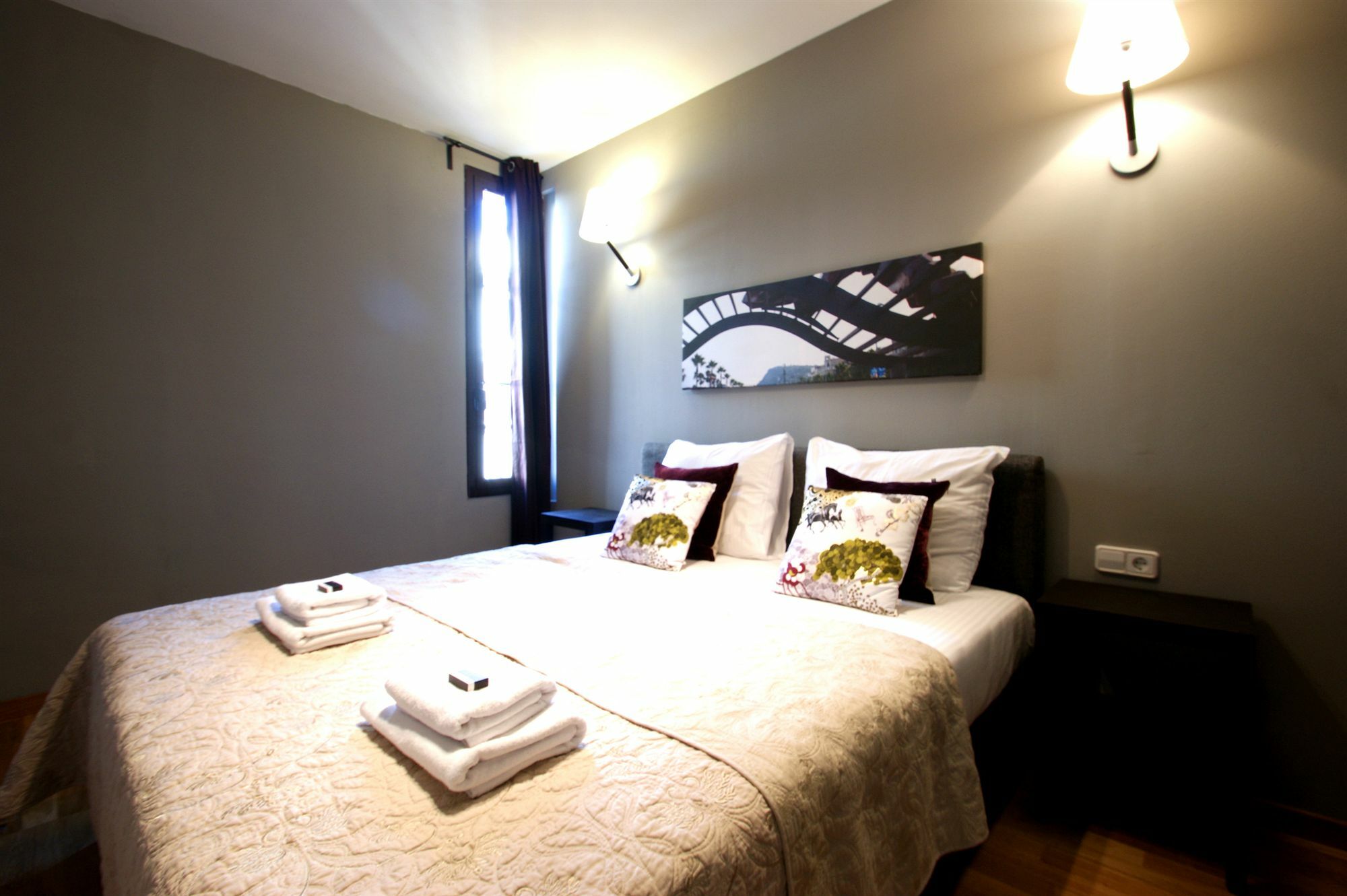 Short Stay Group Paseo De Gracia Serviced Apartments Barcelona Eksteriør billede