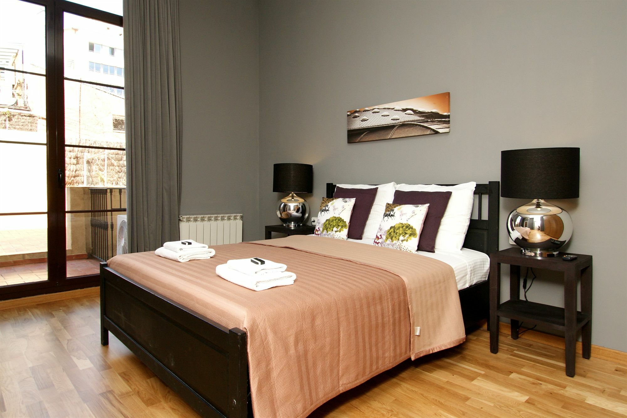 Short Stay Group Paseo De Gracia Serviced Apartments Barcelona Eksteriør billede