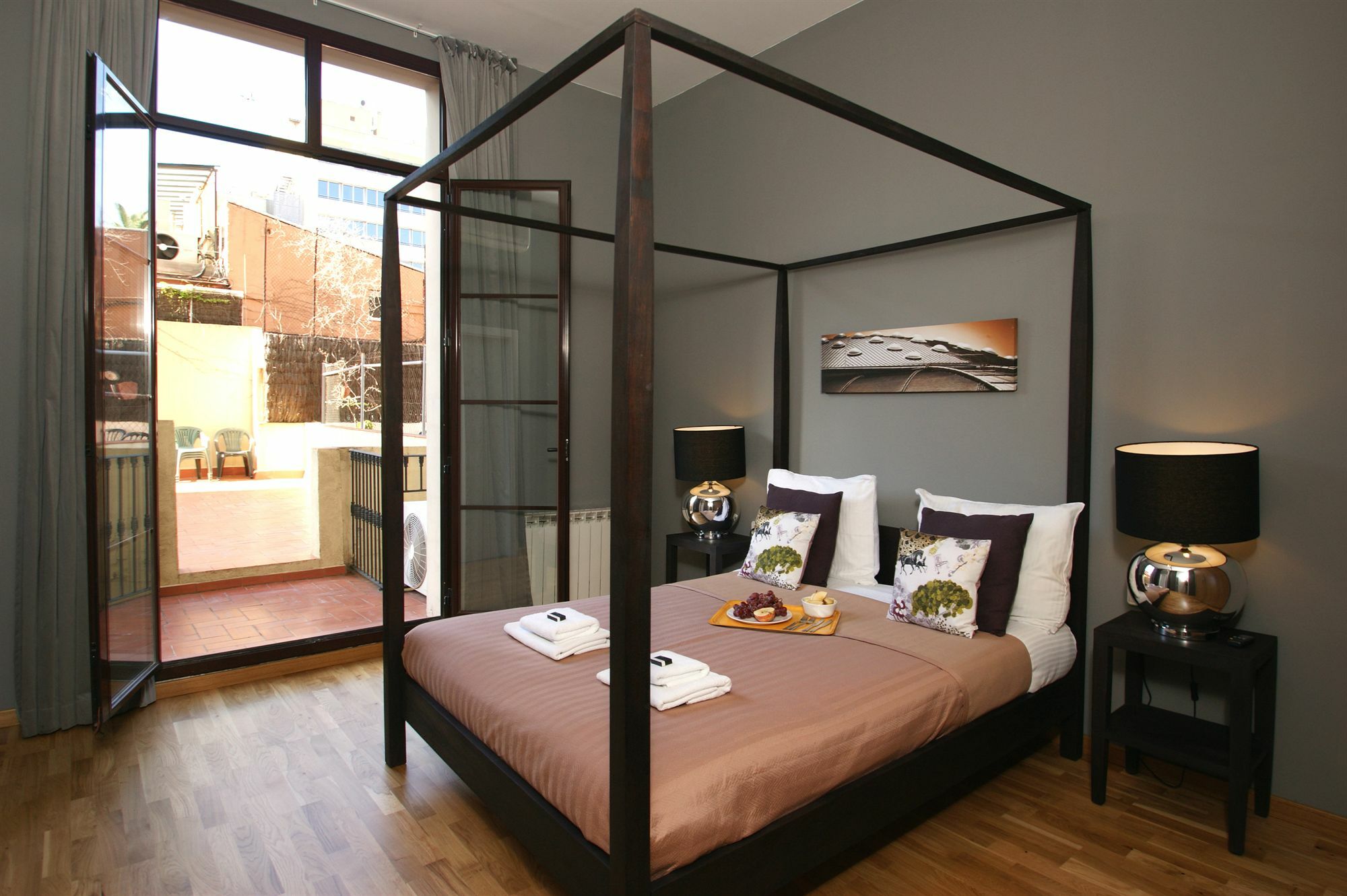 Short Stay Group Paseo De Gracia Serviced Apartments Barcelona Eksteriør billede